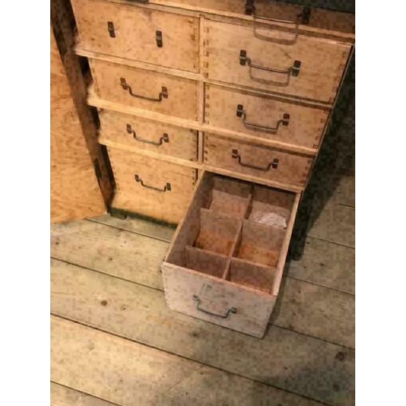 Legerkisten , Ladenkasten , Industrieel ,Houten kast , Army