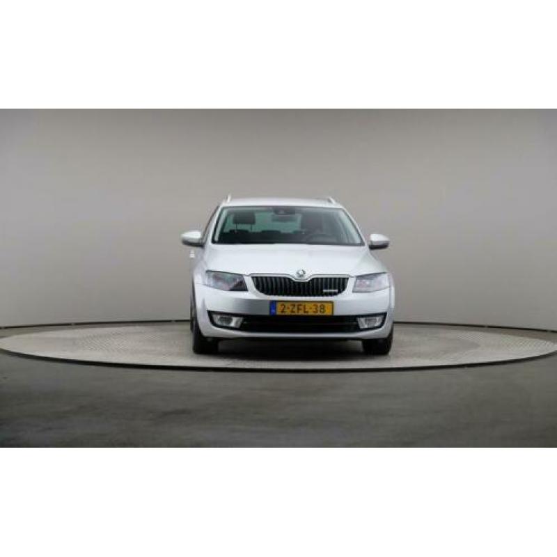 Skoda Octavia 1.6 TDI Businessline, Lane Assist, Navigatie,