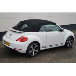 Volkswagen Beetle Cabriolet 1.4 TSI Sport 60s DSG Navi !