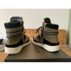 Balmain X H&M sneakers in maat 41 (dessert boots)