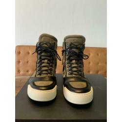 Balmain X H&M sneakers in maat 41 (dessert boots)