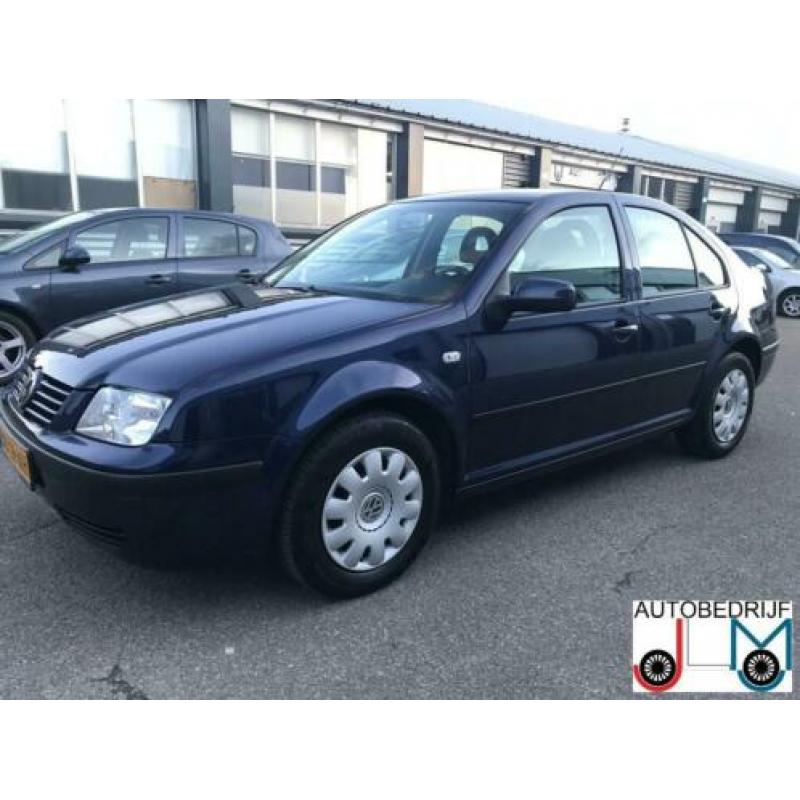 Volkswagen BORA BORA; 77 KW 2003 AIRC APK TOT 17-02-2021