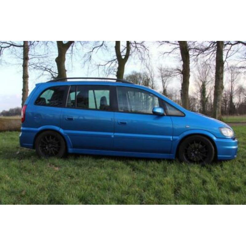 Opel Zafira OPC Uniek! 7-zits 250PK Standkachel Youngtimer