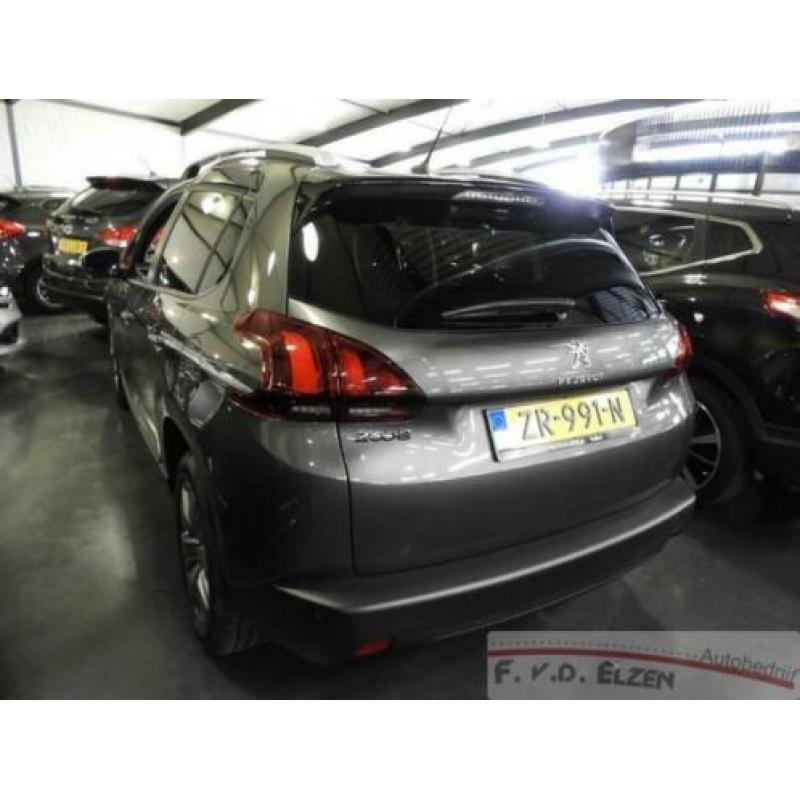 Peugeot 2008 1.2 STYLE