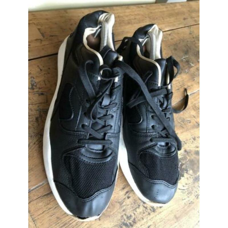 Bershka sneakers maat 43