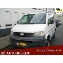 Volkswagen Transporter Kombi 1.9 TDI 300 Trendl. 9 Pers. !