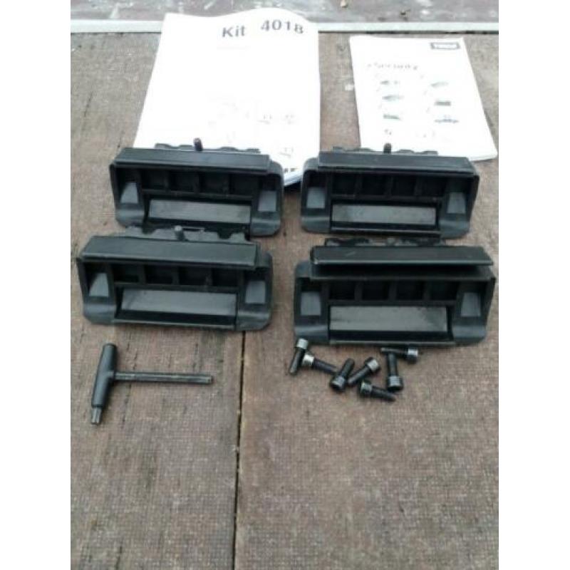 Dakdragers Thule kit set 4018 Peugeot 308SW