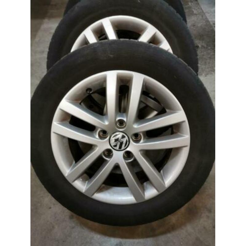 VW Volkswagen Seat Audi Skoda 5x112 Velgen + Zomer banden