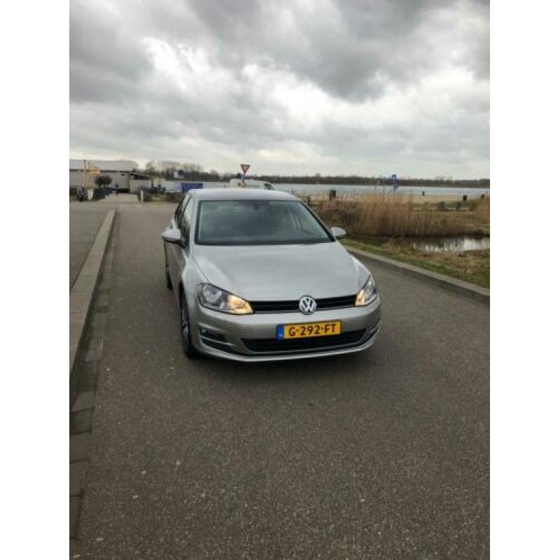 Volkswagen Golf VII 2.0 TDI 150pk BMT 5D DSG 2016 Grijs