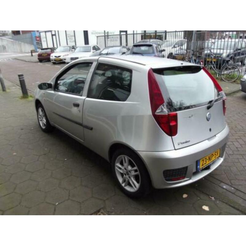 Fiat Punto 1.2-16V Dynamic