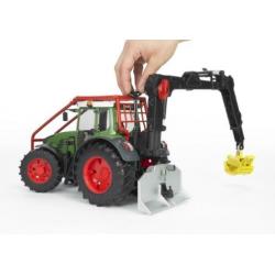 03042 / 3042 Bruder Fendt 936 vario bosbouwtractor 1:16