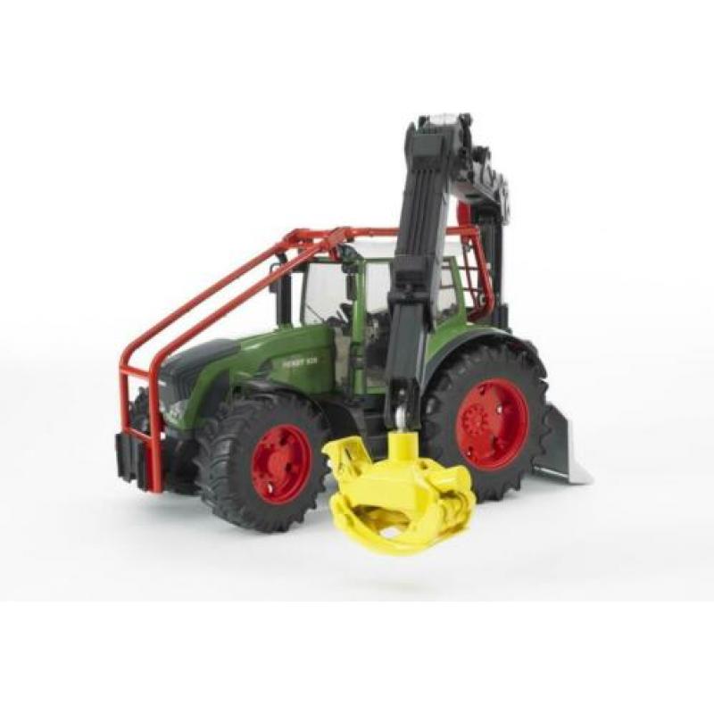 03042 / 3042 Bruder Fendt 936 vario bosbouwtractor 1:16