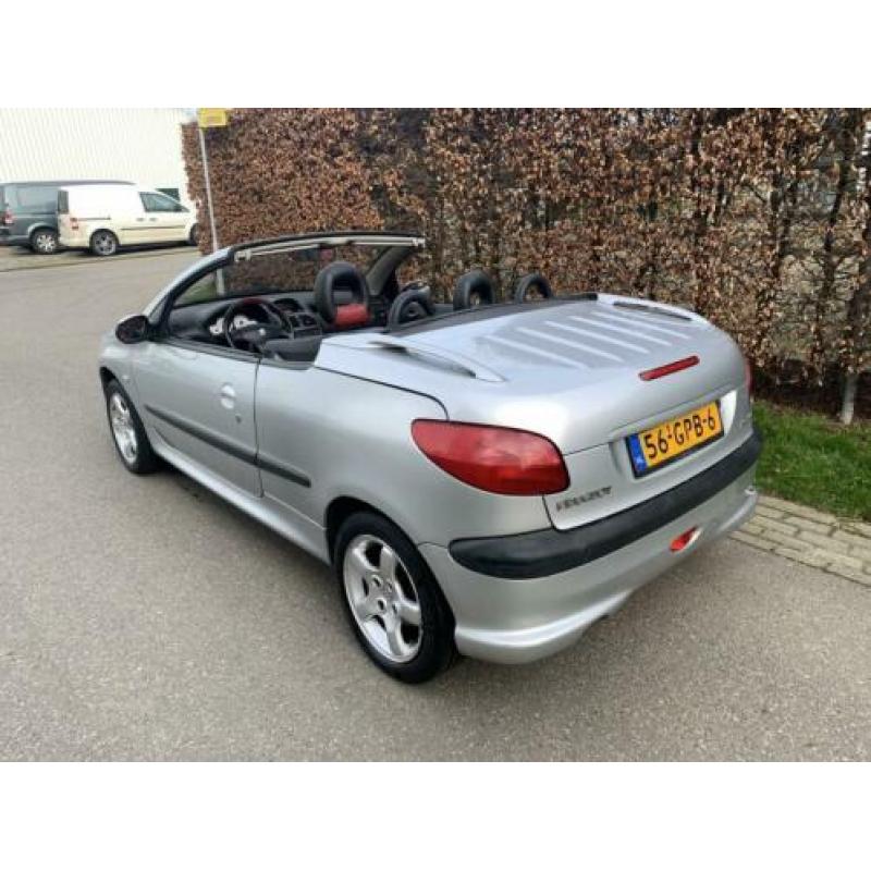 Peugeot 206 CC 1.6-16V Premium LEER AIRCO (bj 2003)