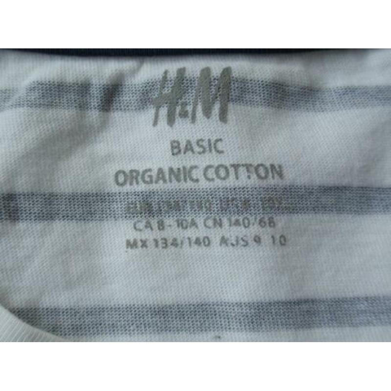 H&M: Wit/Blauw gestreept shirt met hartje - maat 134