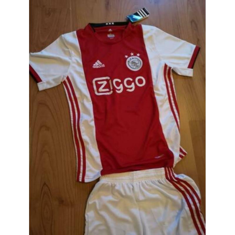 Ajax Kinder Voetbaltenue - Voetbal Tenue mt 152 - 158 NIEUW*