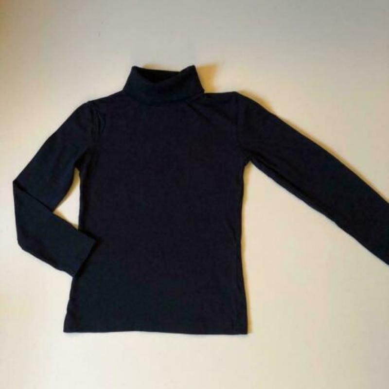 2 stuks Longsleeve met col, maat 122, als nieuw