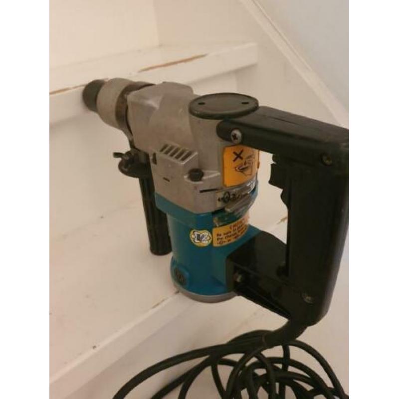 Makita HR2510 boorhamer