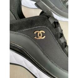 Te koop aangeboden: nieuwe Chanel sneakers maar 39,5-40