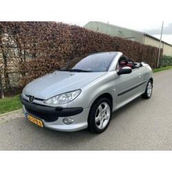 Peugeot 206 CC 1.6-16V Premium LEER AIRCO (bj 2003)