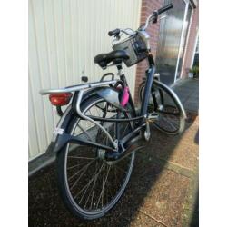 BATAVUS "Mambo" met framemaat 53 cm en 8 versnellingen