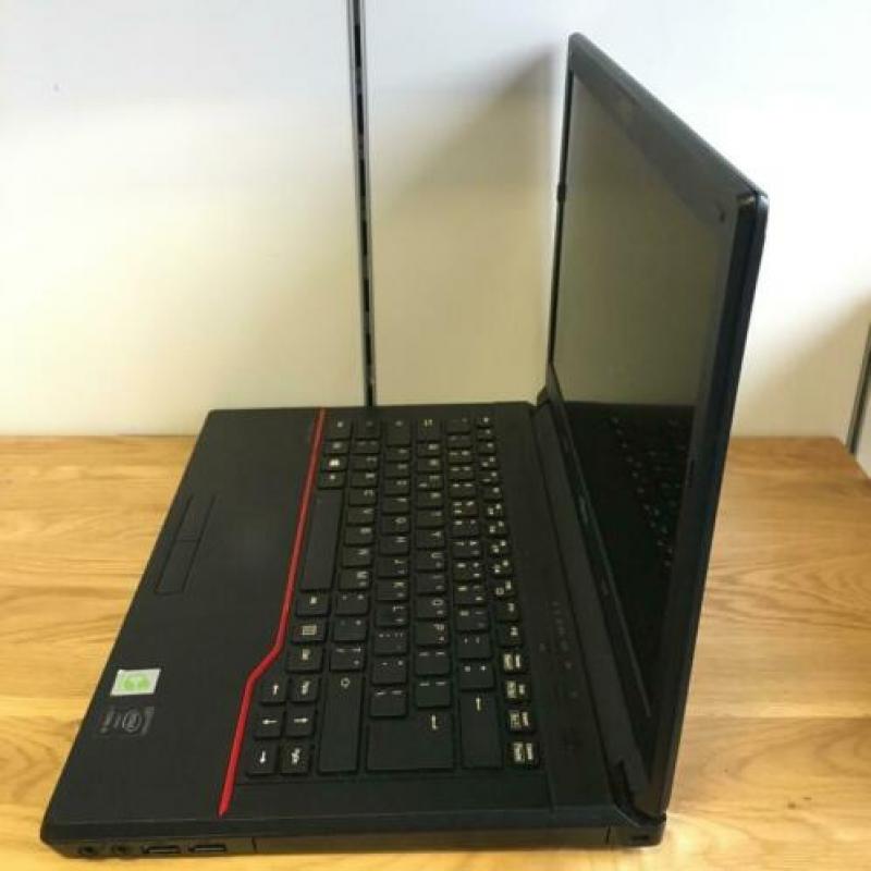 Partij laptops Fujitsu Lifebook E544 i5 15stuks