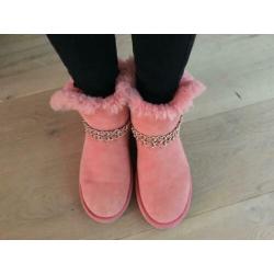 Glamorous uggs mooi maat 37