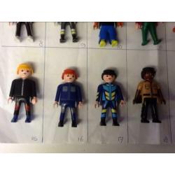 1L: diverse poppetjes van playmobil