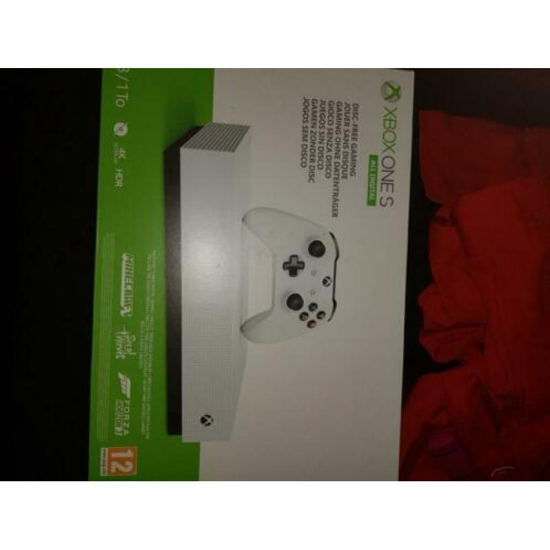 Xbox One S half jaar oud