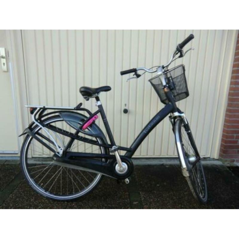 BATAVUS "Mambo" met framemaat 53 cm en 8 versnellingen