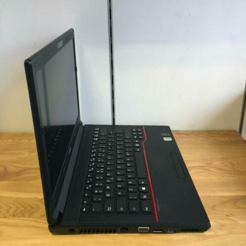 Partij laptops Fujitsu Lifebook E544 i5 15stuks