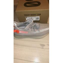 Yeezy boost V2 maat 42