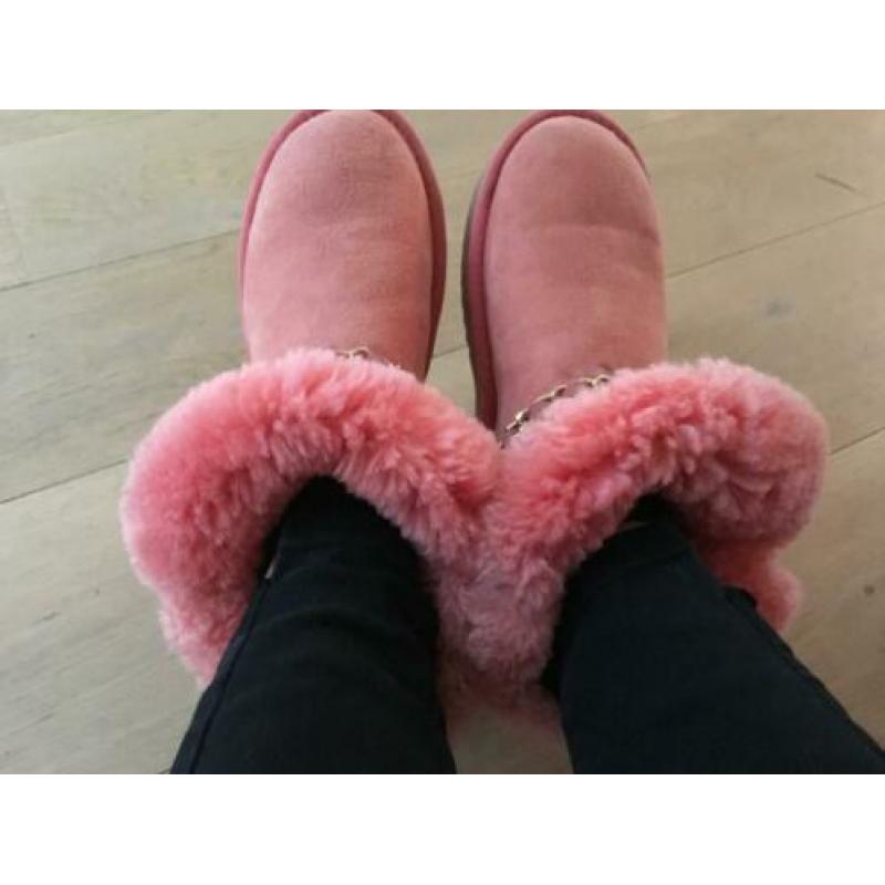 Glamorous uggs mooi maat 37