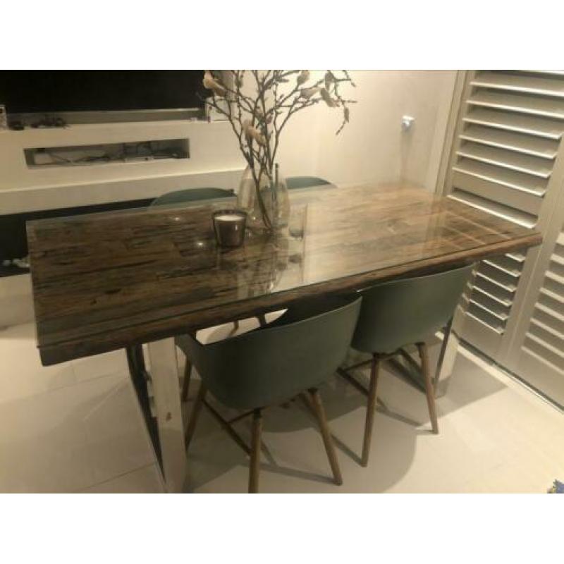 Richmond eettafel te koop