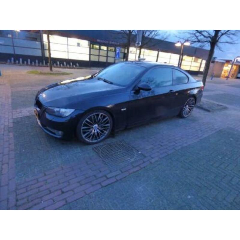 BMW 3-Serie 3.0 I 335 Coupe AUT 2007 Zwart