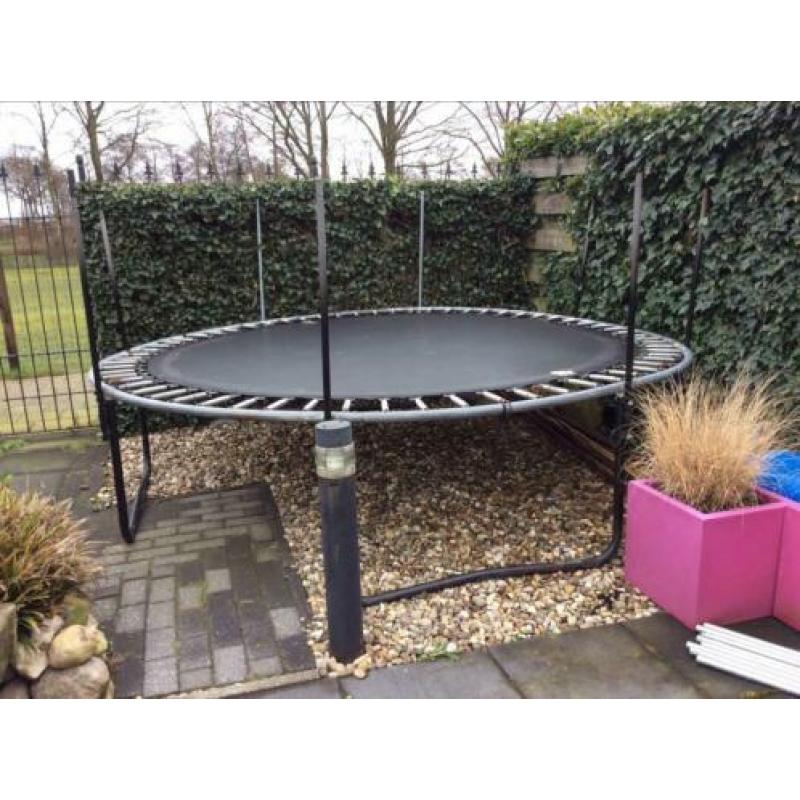 Complete trampoline 305cm met net en rand