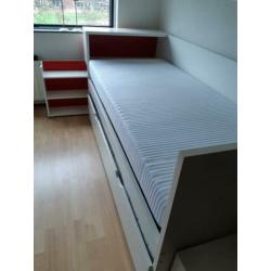 bed Ikea + onderschuifbed