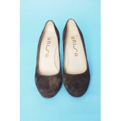 Unisa bruin suede pump maat 41