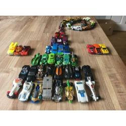 Ca 50 HotWheels auto’s assorti