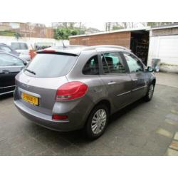 Renault Clio Estate 1.2 TCE Collection met Naviagatie