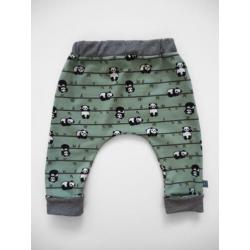 Babybroek voor over wasbare luiers heen