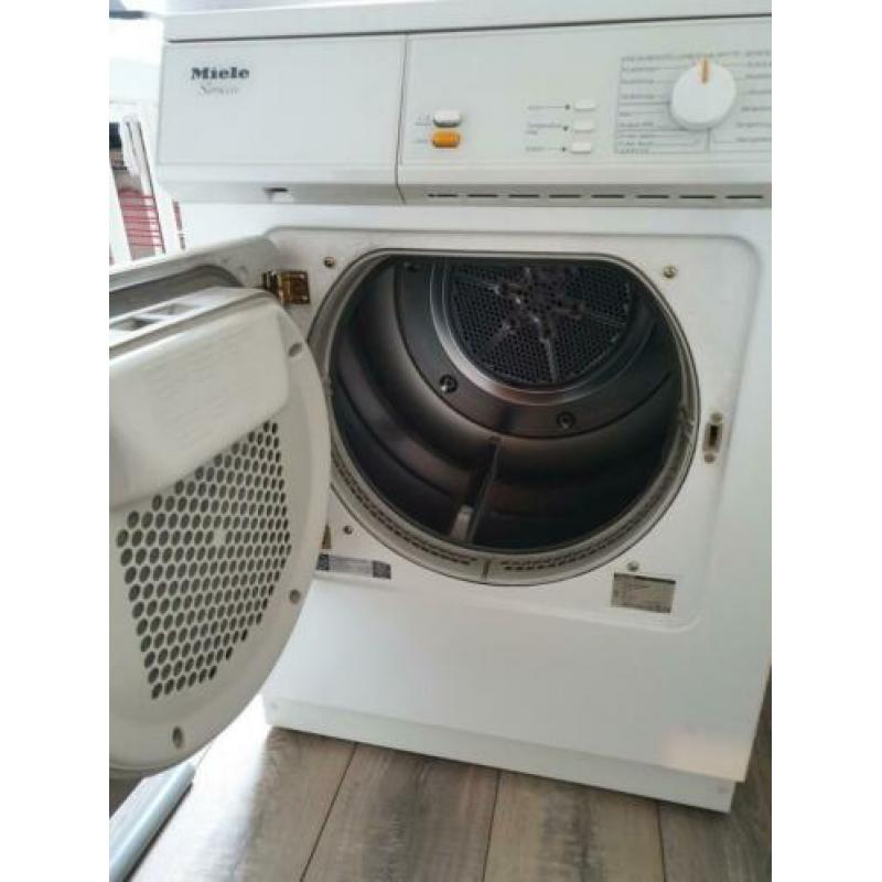 Miele wasdroger type T491 Sirocco met afvoer