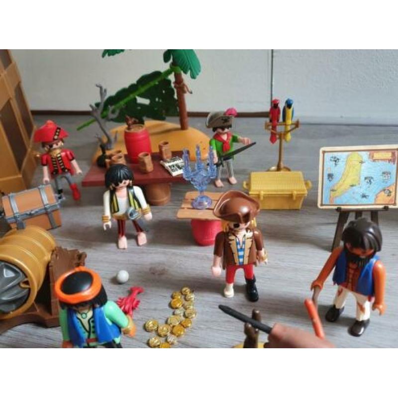 Playmobil piraten set met schip en koffer