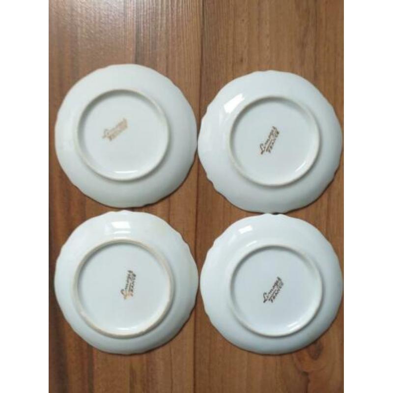 4 mooie bordjes limoges france (2 + 2 gratis)