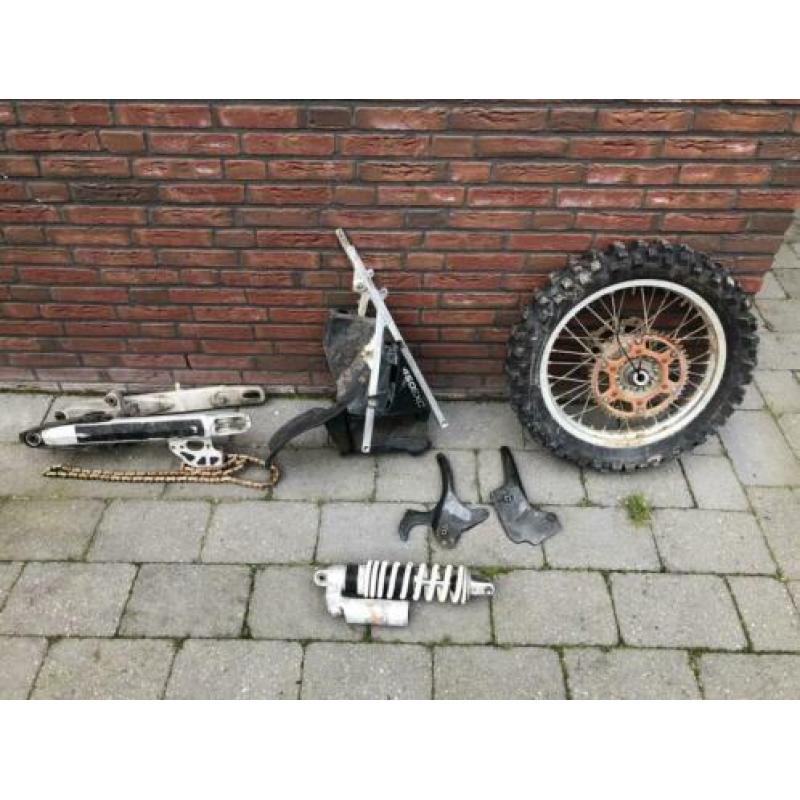 Ktm 2003 onderdelen