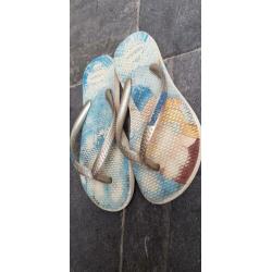 Slippers 2x maat 27 havaianas meisjes