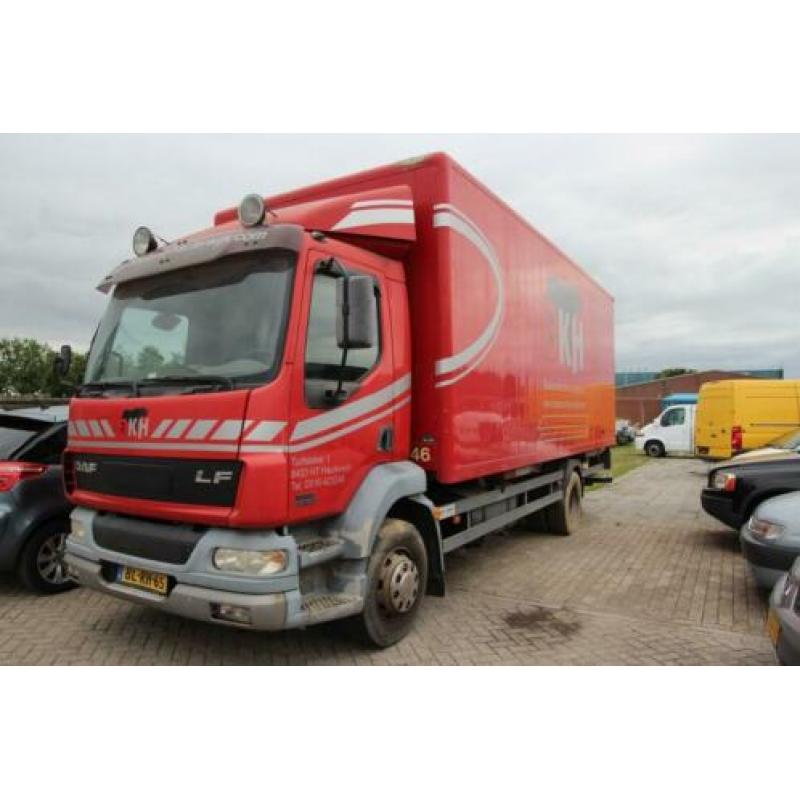 DAF AE55CF Daf LF met bak en laadklep (bj 2001)