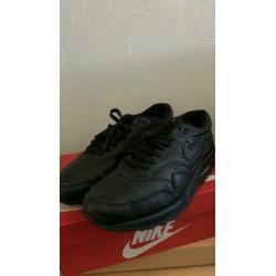 Nike air Max 1 All Black Leather 1999