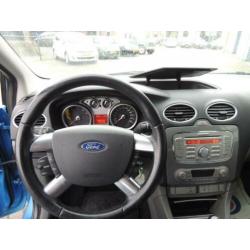 Ford FOCUS 1.6 16V TITANIUM