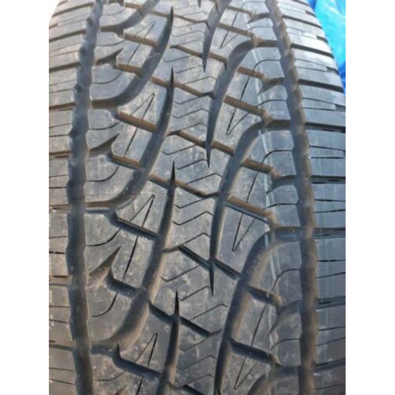 275-65-17 pirelli