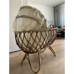 Vintage Rotan Babywiegje, Babybedje - Opknapper